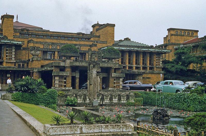 1952 Japan 006 Tokyo Imperial Hotel.jpg